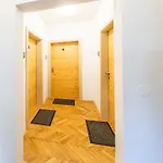 Kamr'ca Апартаменты Любляна