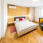 Kamr'ca * Lubiana