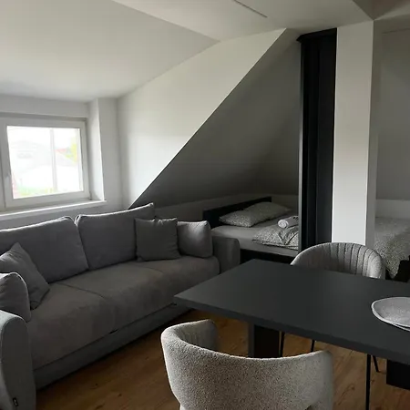 Apartman Kamr'ca *